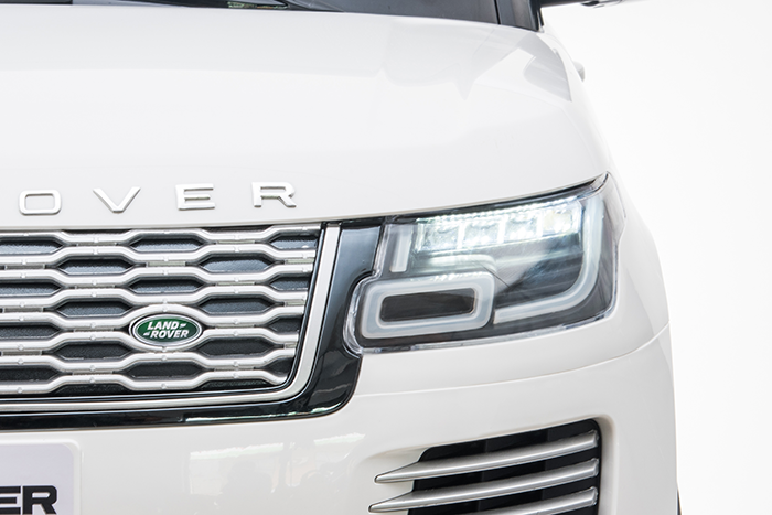 Kids Electric Ride On Range Rover Vogue White - Image 29