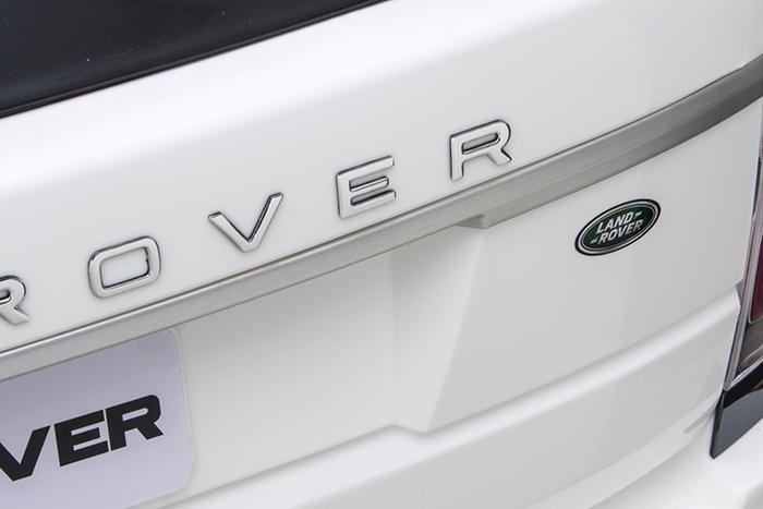 Kids Electric Ride On Range Rover Vogue White - Image 20