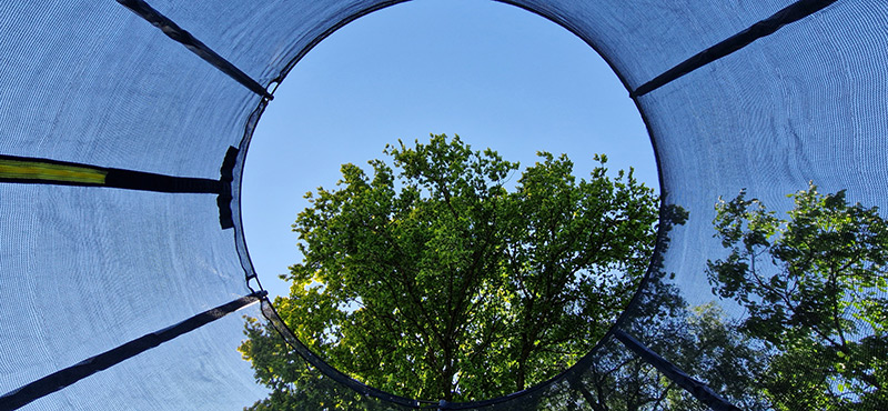 Amigo 8ft Trampoline with Enclosure and Basketball Free Shoe Tidy & Ladder – Blue